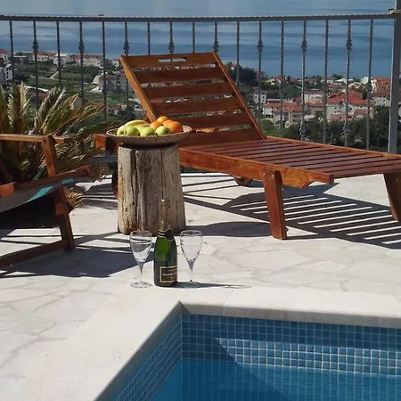 Vila Petar Podstrana